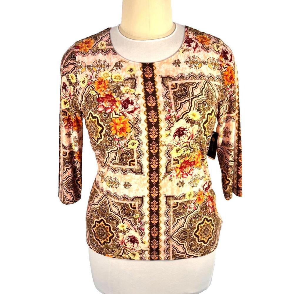 The JM Collection Blouse in Women's XL features a stylish and versatile design w